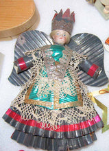 Load image into Gallery viewer, Folk Art Holiday Ornament Kit