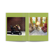 Load image into Gallery viewer, Snail World