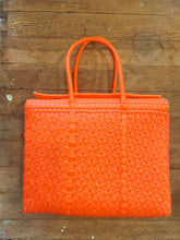 Load image into Gallery viewer, Handwoven Tote - Medium
