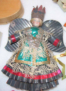 Folk Art Holiday Ornament Kit